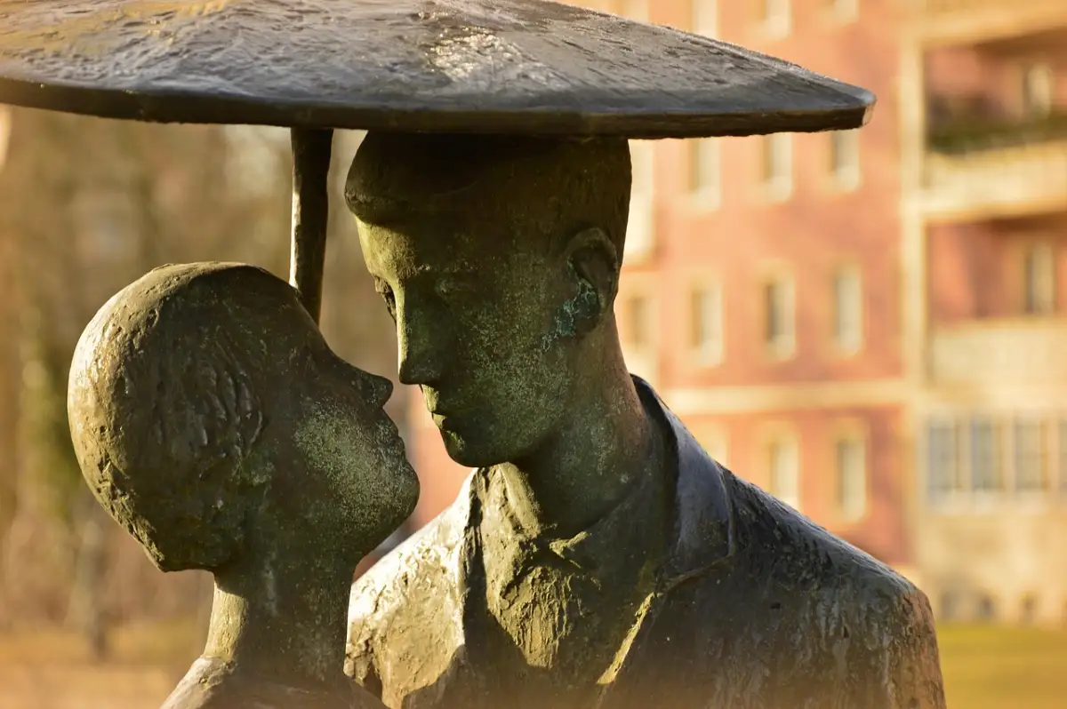 SNSで恋をした時に気をつけたい依存